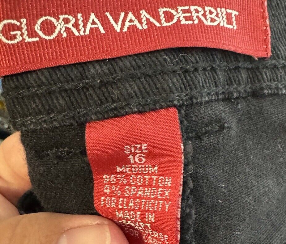 Gloria Vanderbilt Straight Leg Women's size 16 Dark Denim Jeans