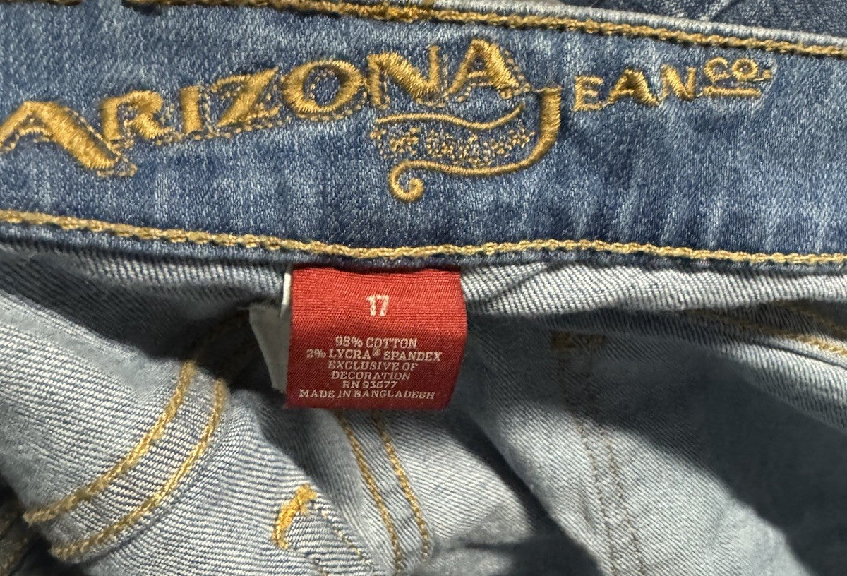 Arizona Jean Co. Denim Shorts Juniors 17 Blue Rise Medium Wash