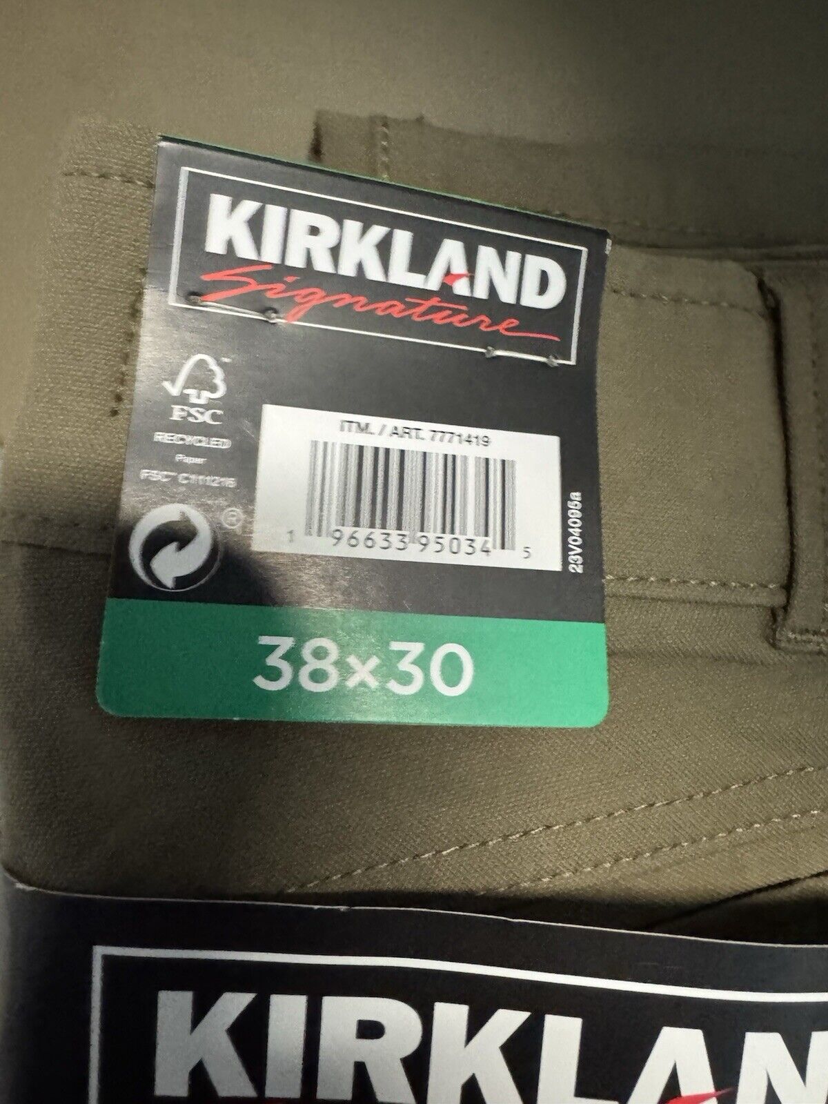 Kirkland Signature Men's Stretch Tech Pant 5 Pockets 38x30 NEW