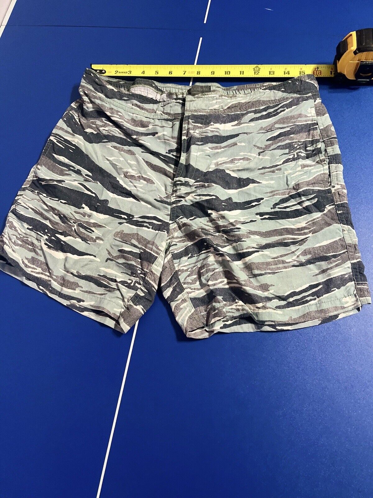 All Saints Men's Camo Storm Shorts Light Green Multicolor Relaxed Fir M Size 32