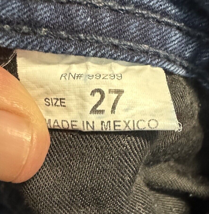 Devine rights of denim jeans SIZE 27 low rise boot cut