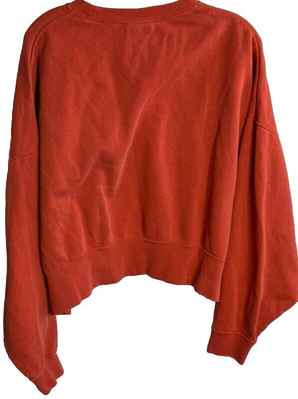 Nike Girls Youth Size Medium Long Sleeve Sweatshirt Standard Fit