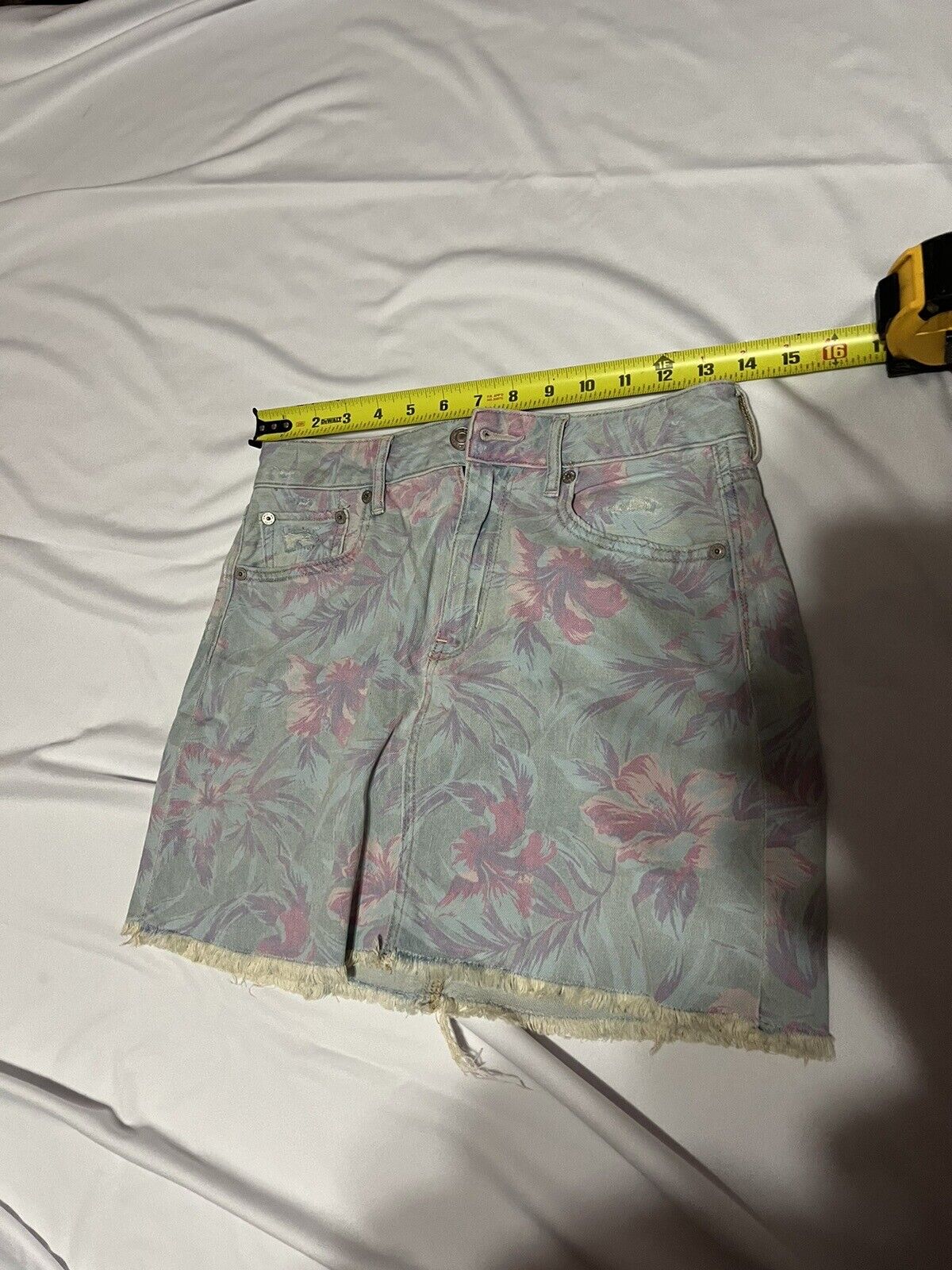 American Eagle Super Hi Rise Festival Mini Skirt Women's Size 2 Denim Floral