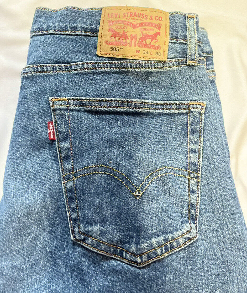 Levi’s Jeans, Mens Size 34x30, Blue, 505, Bootcut, Blue Denim, Vintage Jeans,