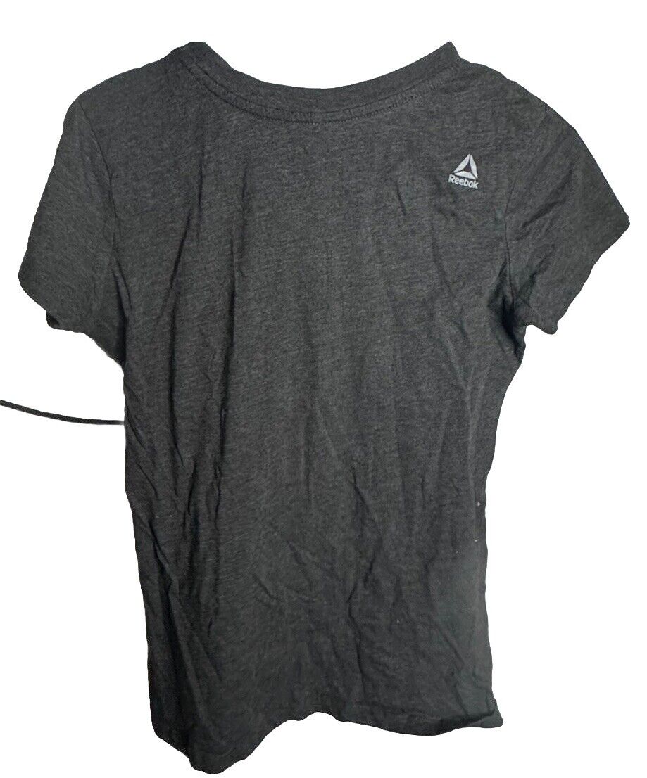 Reebok Women's Short Sleeve Athletic V Neck size Small