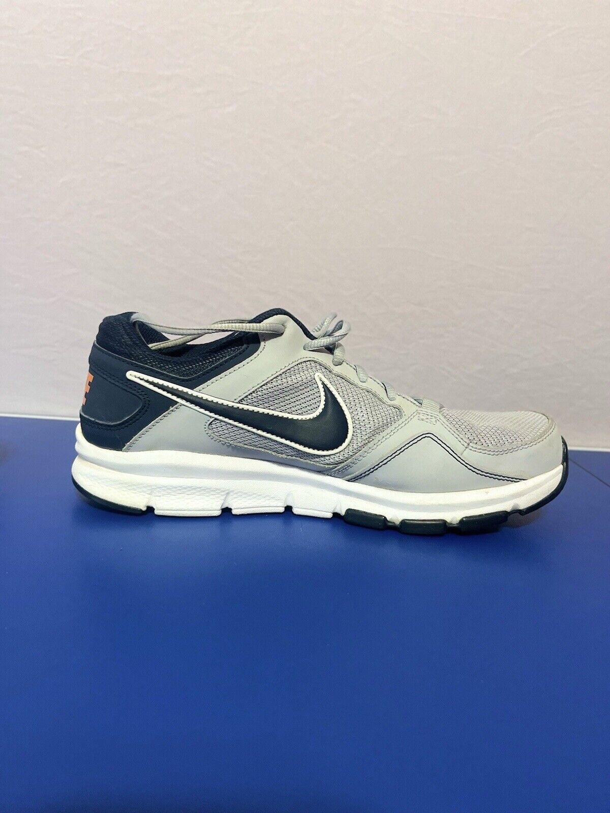 Nike 488004-008 Men’s US Size 11 New Without Box Athletic Shoes Running