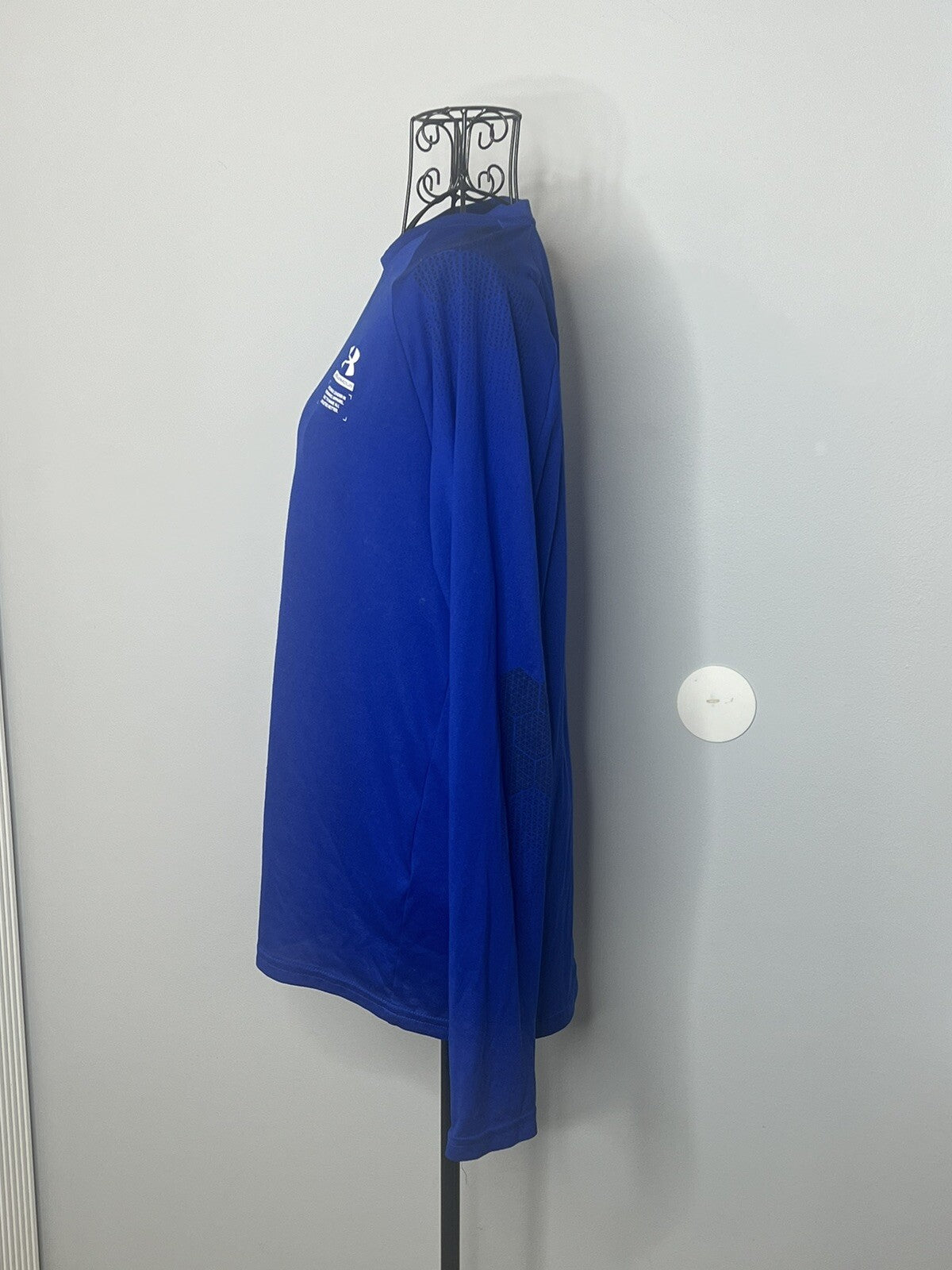 Under Armor Shirt Adult Meduim Blue Loose Fit Long Sleeve Performance