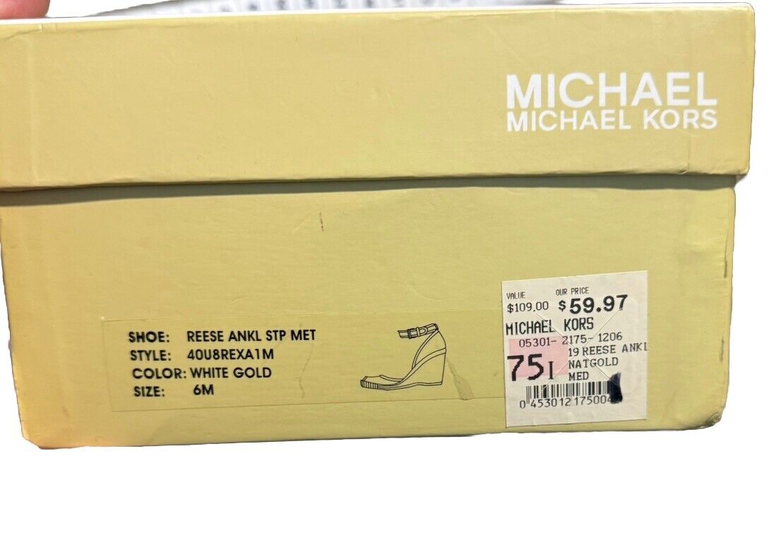 Michael Kors Reese Ankle Strap Platform in 6M