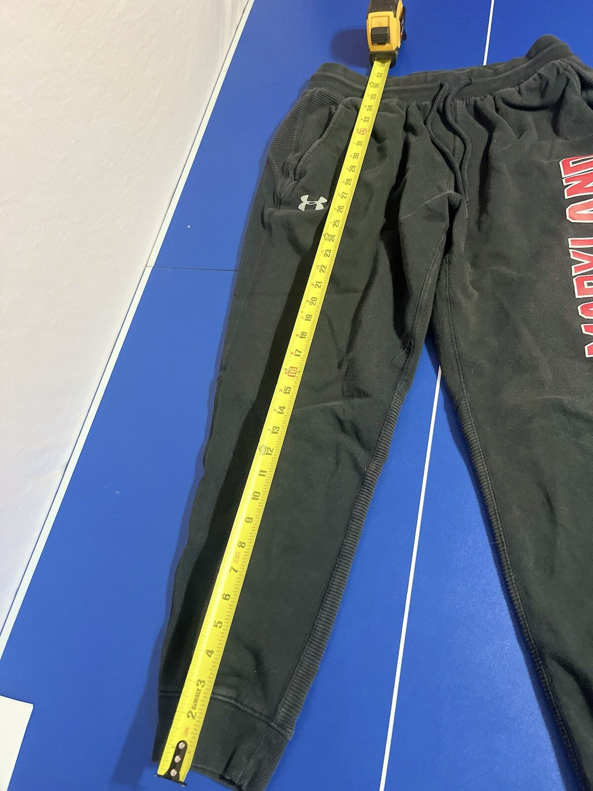 Under Armor Sweatpants, Black,Men’s Size Large, Loose Fit,Maryland Design,Rare