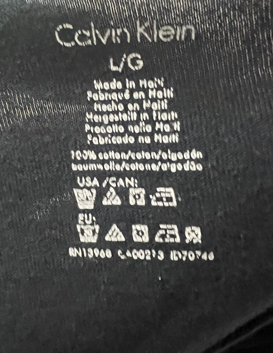 Calvin Klein Tee Shirt Men's Size Large Short Sleeve V Neck