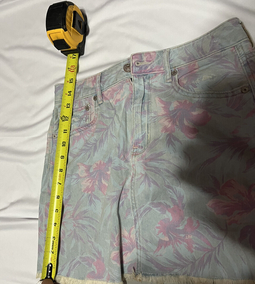 American Eagle Super Hi Rise Festival Mini Skirt Women's Size 2 Denim Floral
