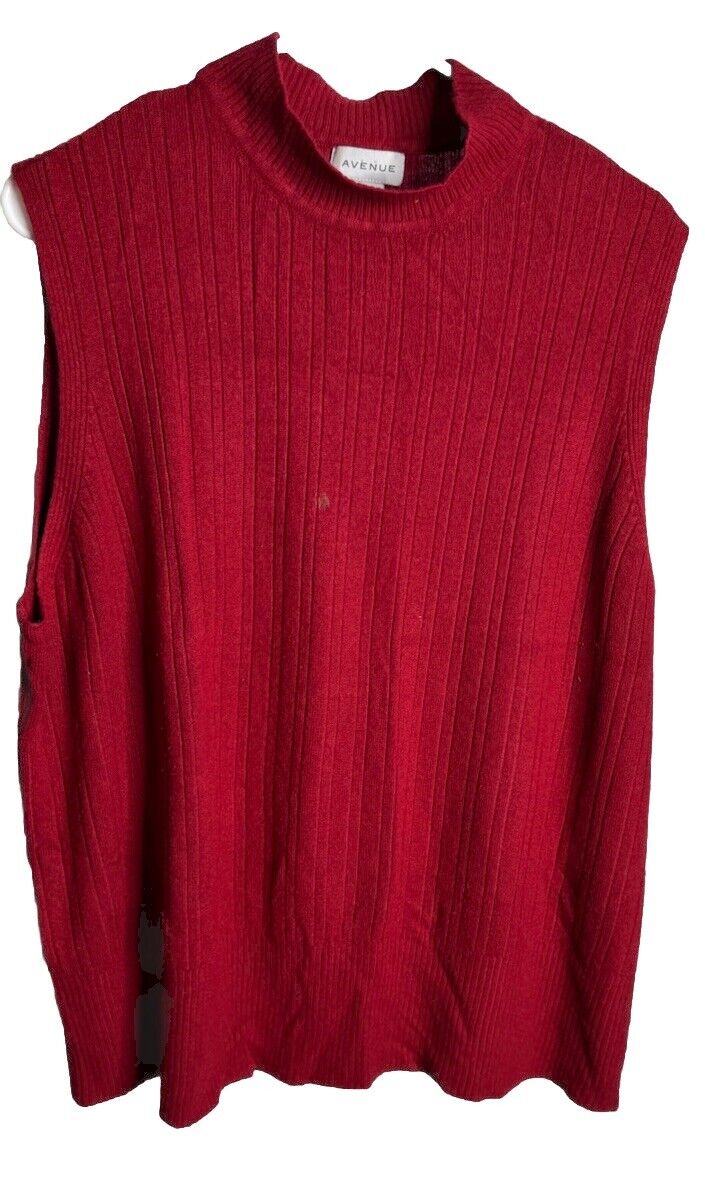 Women’s Size 26/28 Sweater Avenue Dark Red