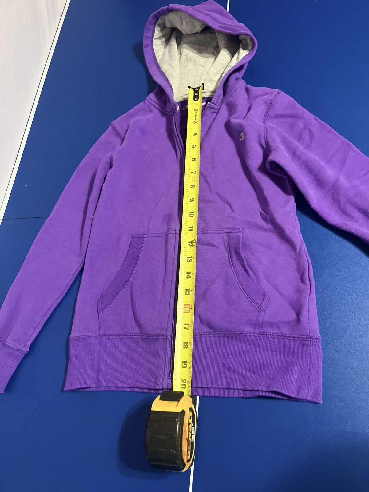 Champion Girls Hoodie, Purple, Girls Size Medium, Gray Inside, Zip Up With Pocke
