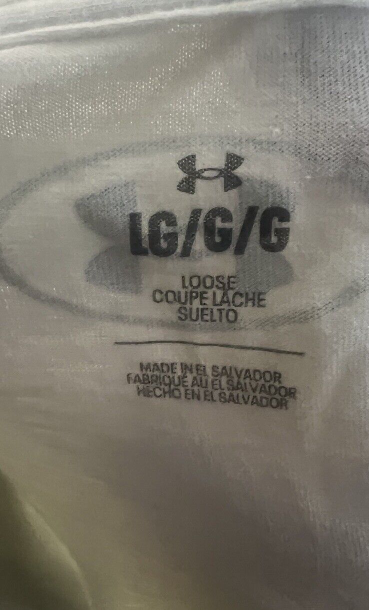 Adult Large Under Armor shirt