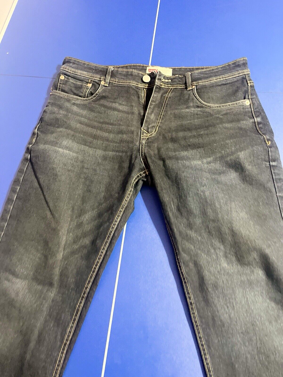 Levi's Narrow Fit Pants Mens 36 x 30 Regular Fit Straight Leg Blue Denim Jeans