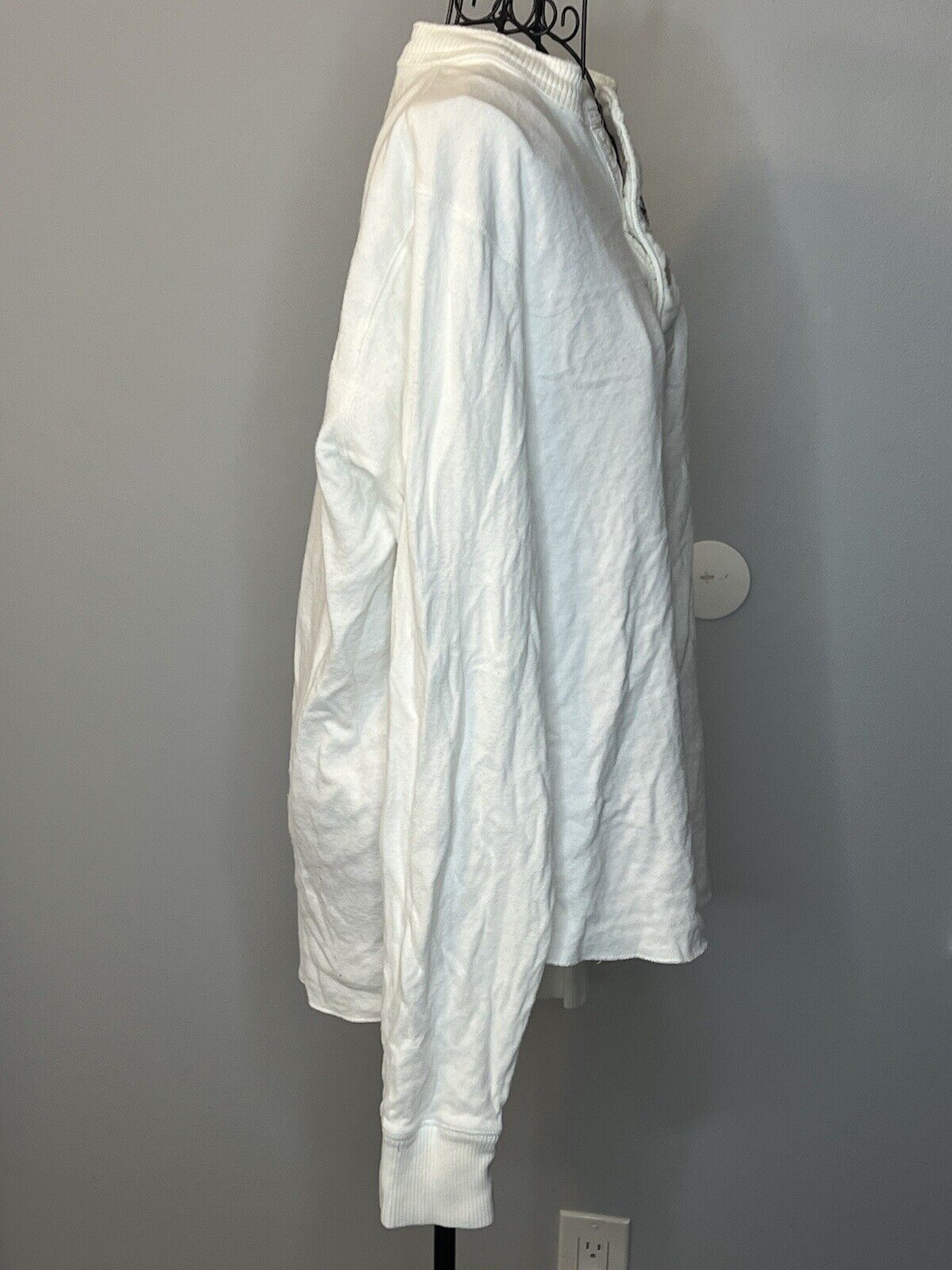 HOLLISTER LONG SLEEVE White SHIRT Size Large