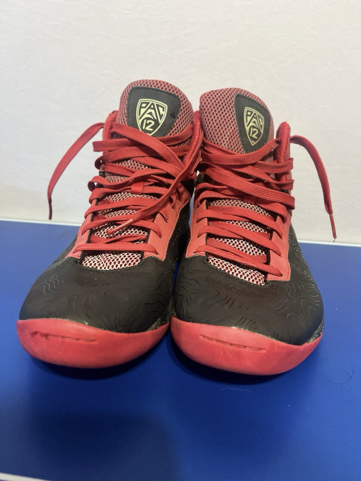 UNDER ARMOUR TEAM SPINE HAMMER Red, Men’s Size 15, High Top