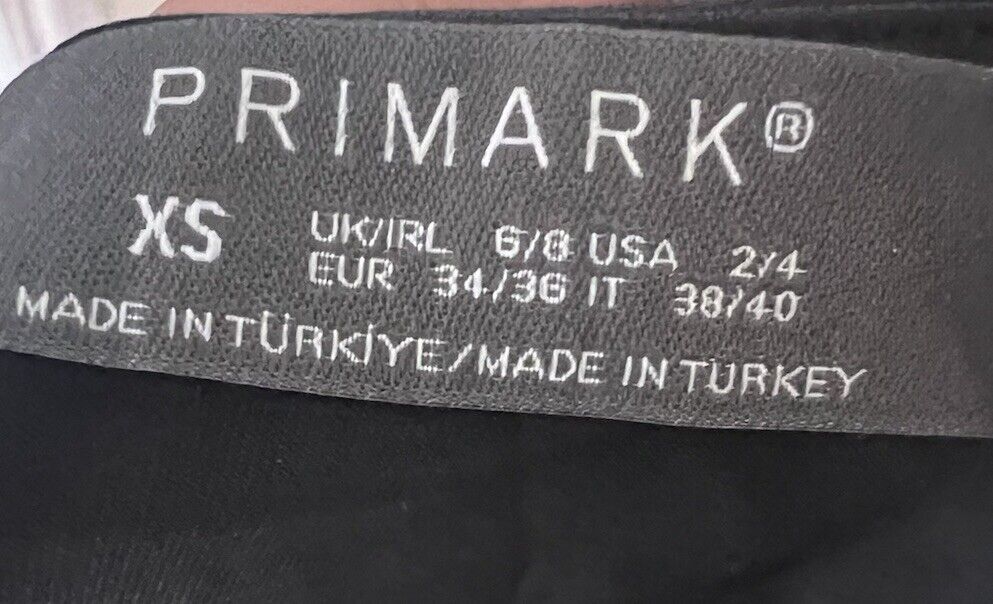 Primark Tee Shirt Womens XS Black Cropped Short Sleeve Basic Everyday