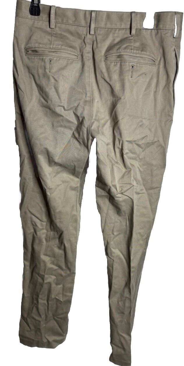 Lands’End Men’s Khaki Pants Traditional Fit size 31