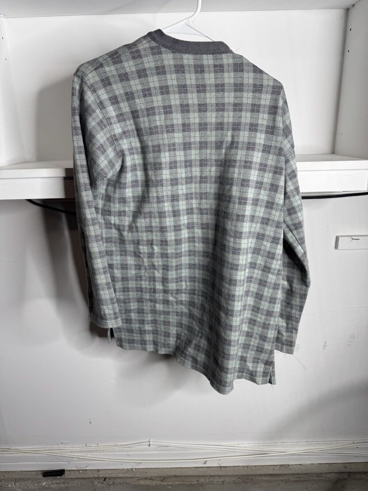 Chaus Cardigan Women’s Medium Sweater Windowpane Gray
