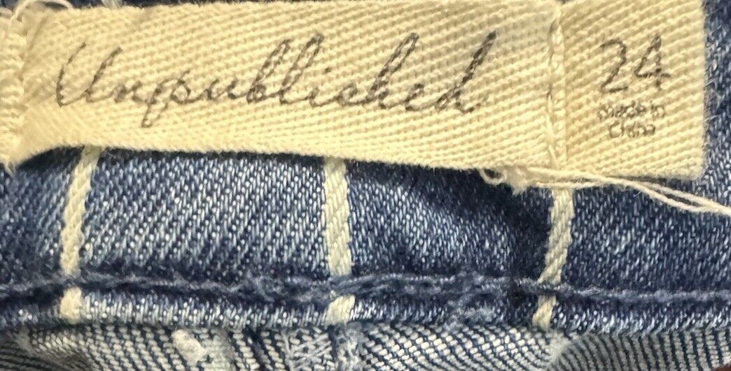 Unpublished Women Pants Size 24