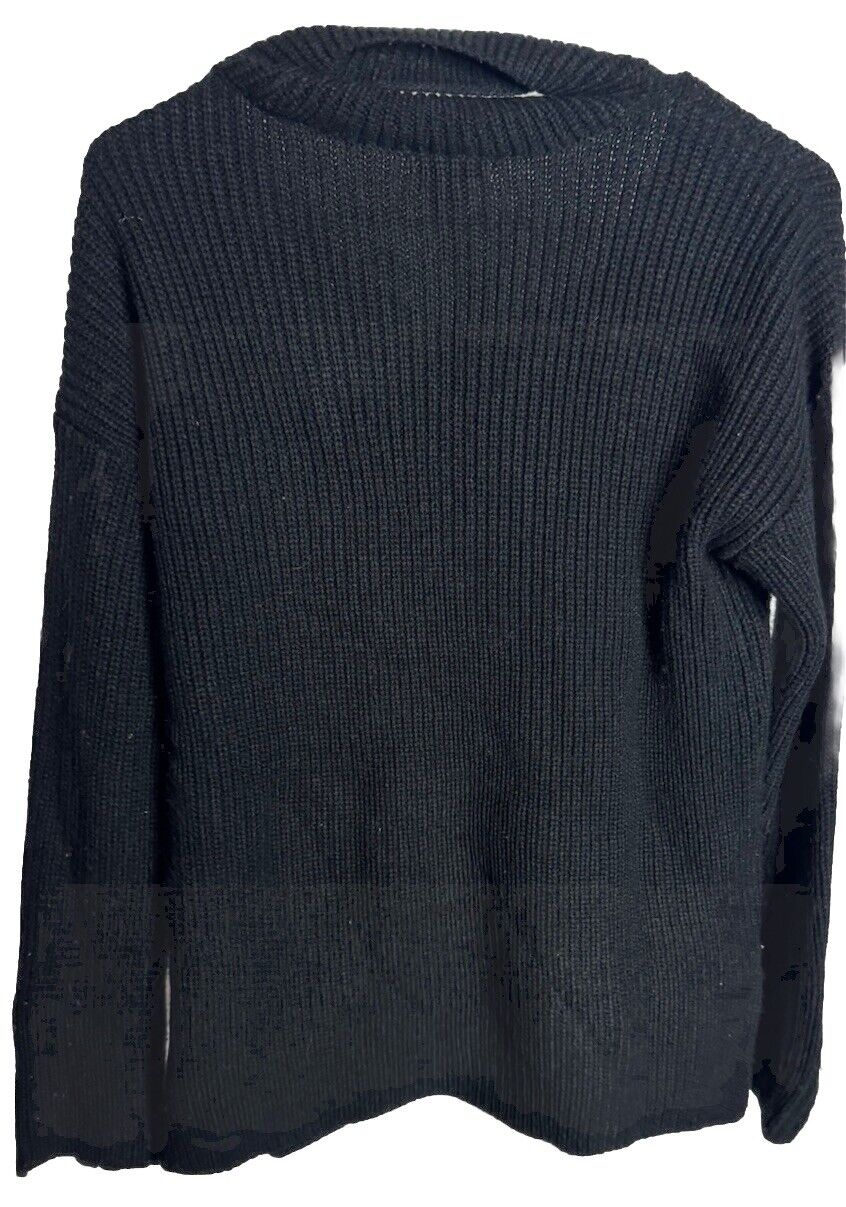 Bar Iii Women’s Pullover Sweater Size medium