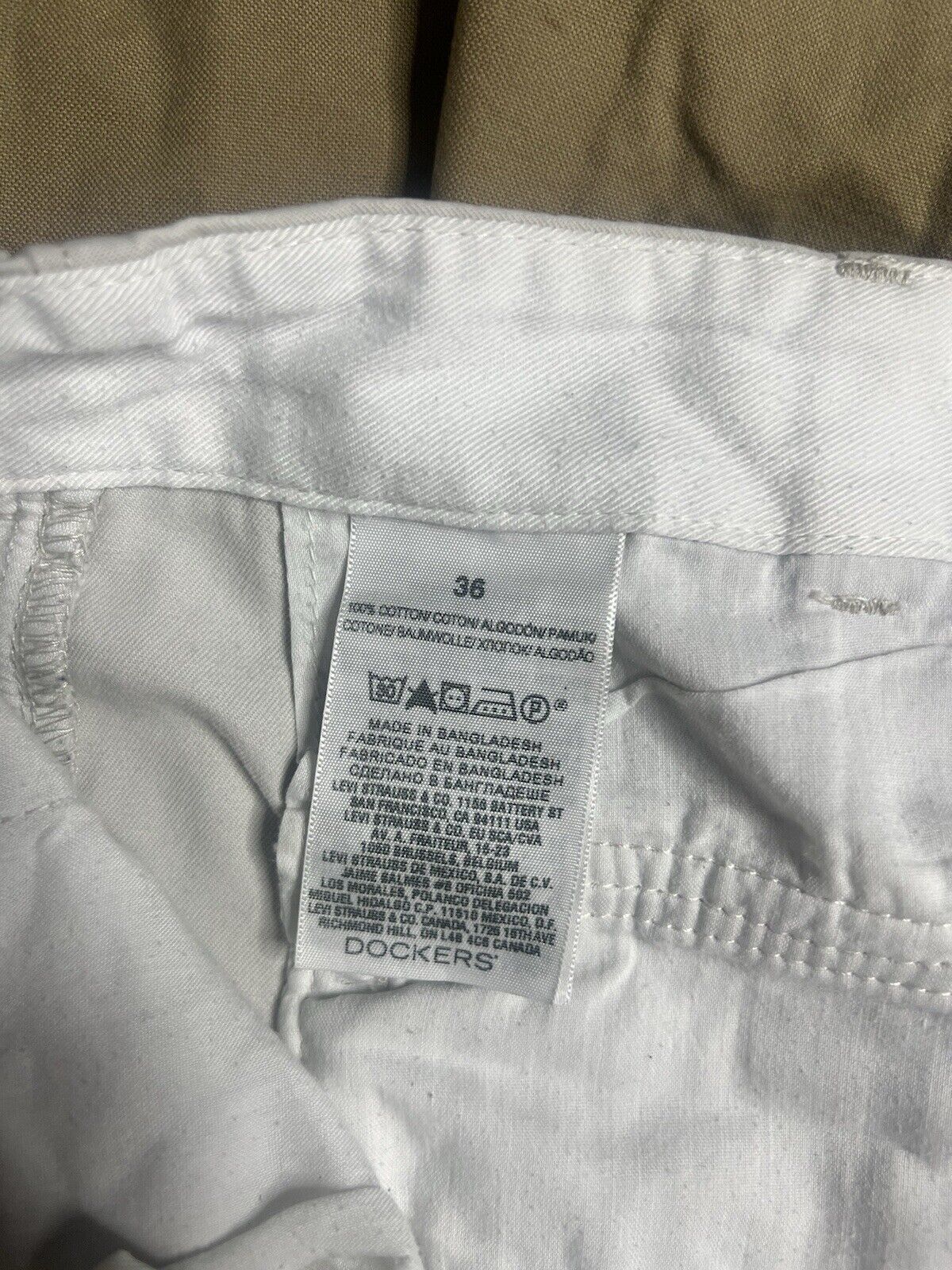 Dockers Men's Shorts and Pants!! Shorts 36 Pants Are W36 L29