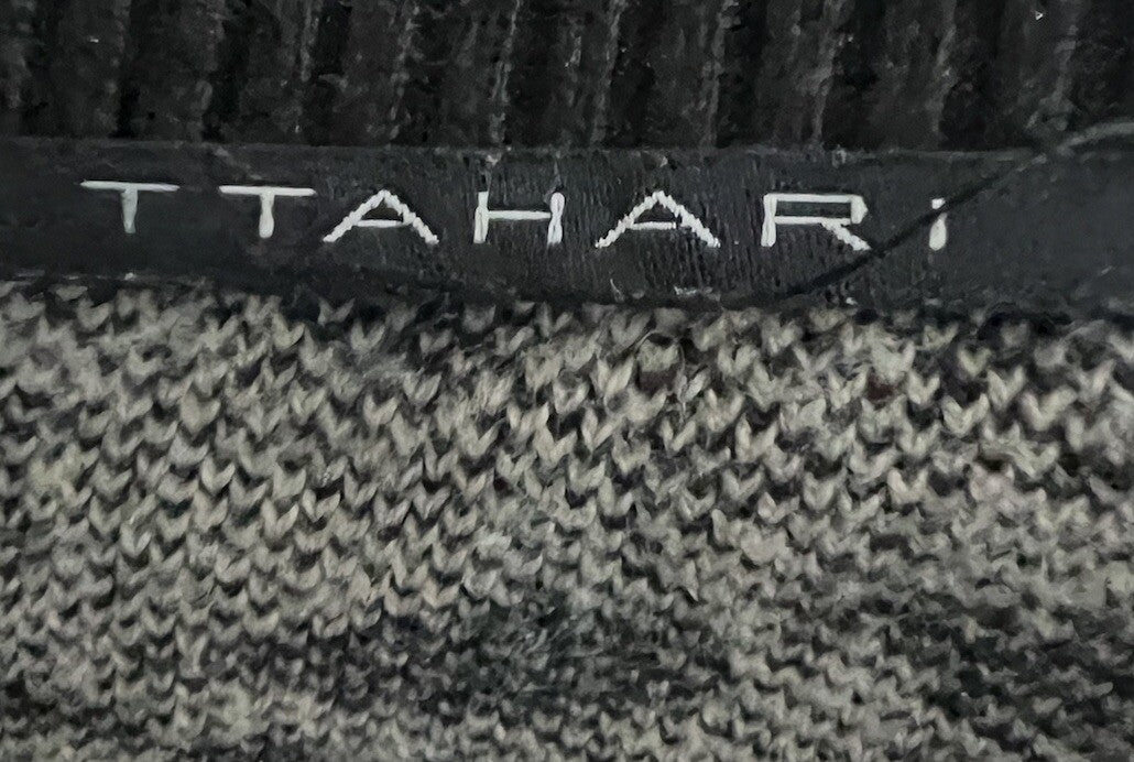 TTAHARI Women's Long Sleeve Sweater Size Medium