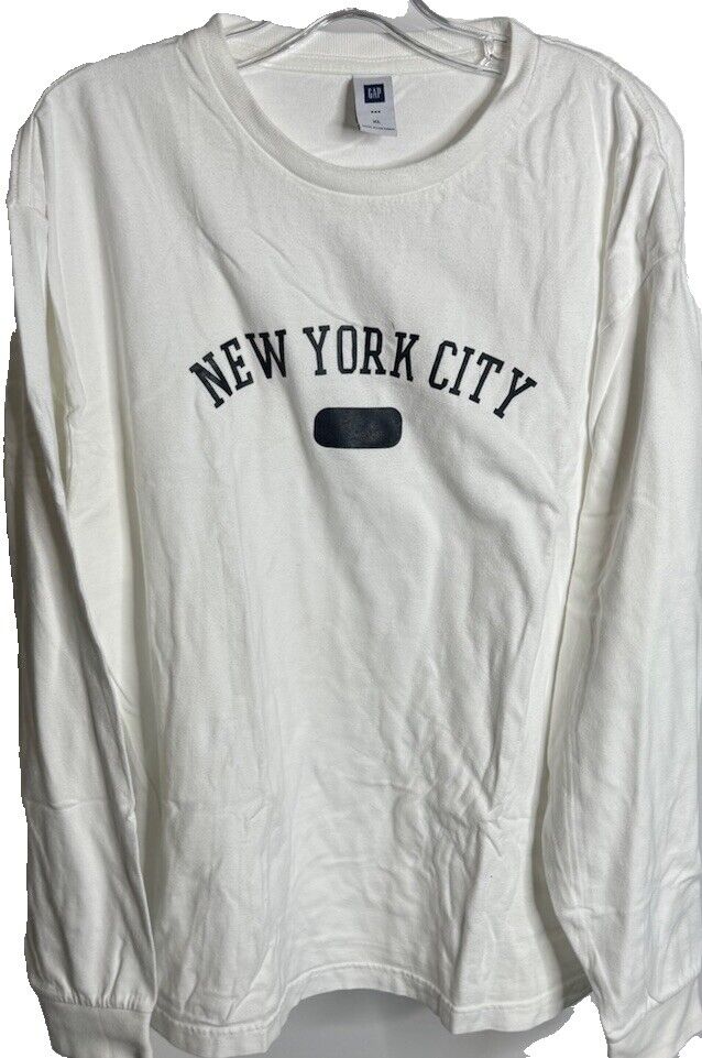 GAP--NEW YORK CITY--size XL