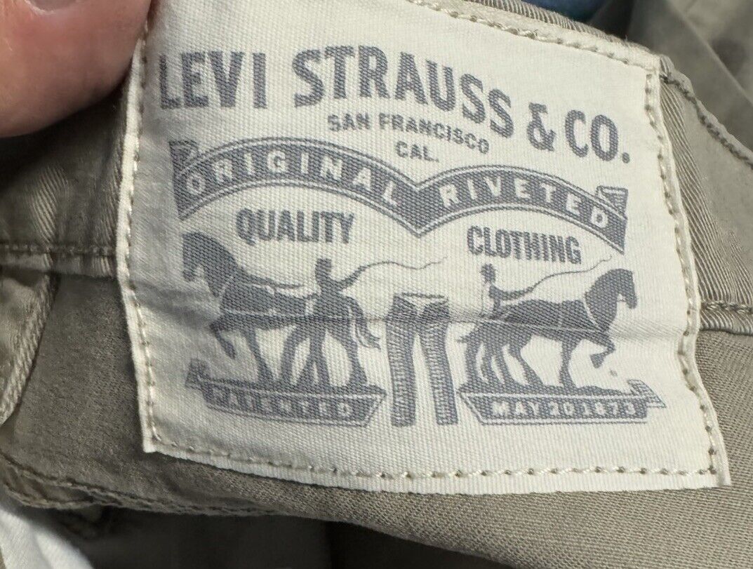 Levi's Straight Fit Soft Twill Regular Gray Mens 33x30 Stretch Mid Pants
