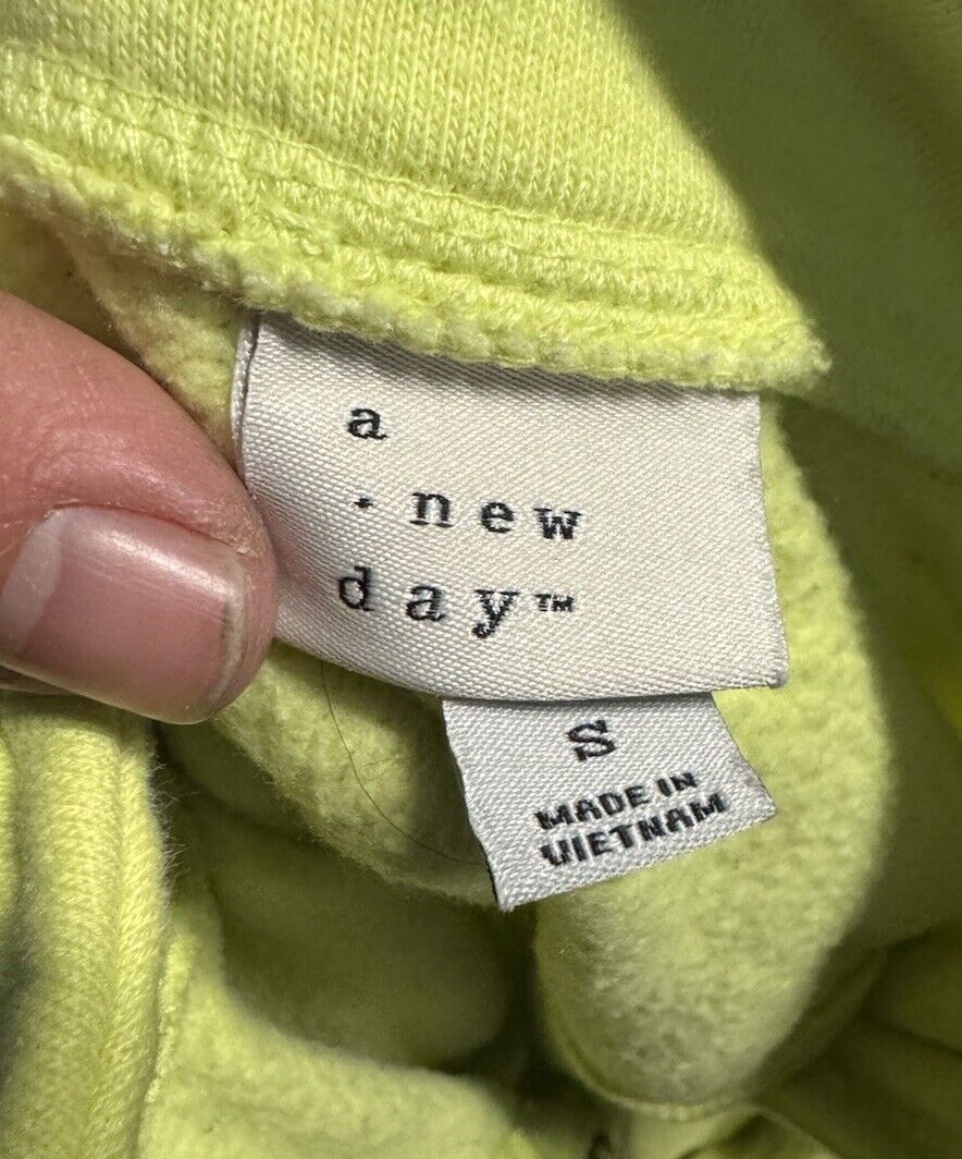 A New Day Sweatshirt Women's Small Taupe Pullover 1/4 Zip