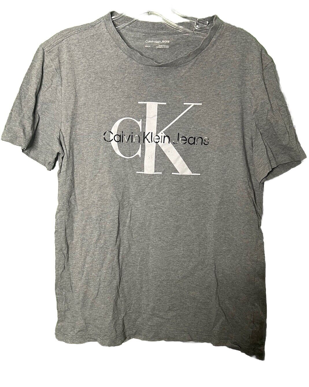 Calvin Klein T-Shirt Mens Small Short Sleeve Crew Neck Graphic Logo/ Wear Tear
