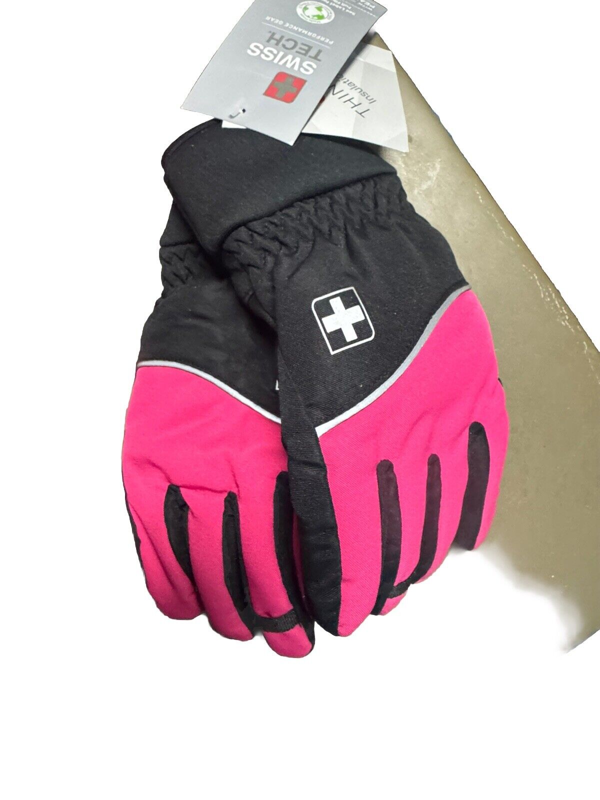 3M Thinsulate Peak Swiss Tech Gloves Size Small/Medium