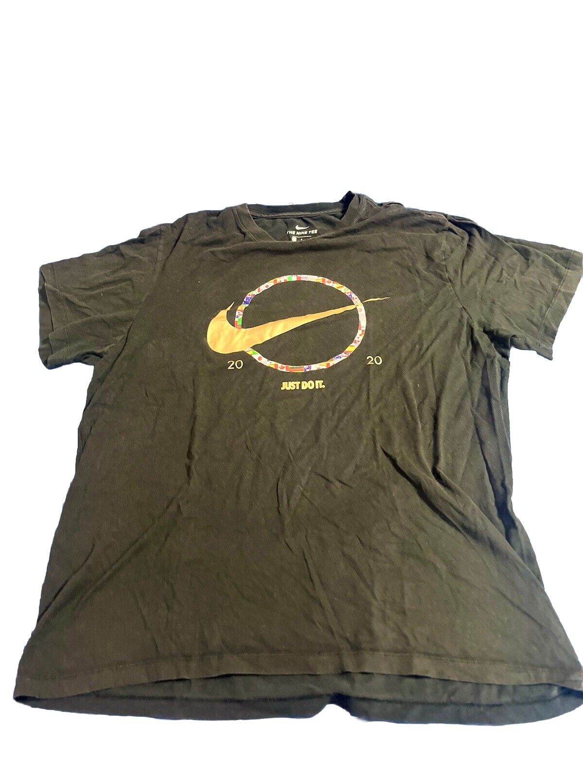 Nike Men's 2020 Olympics World Cup Gold Swoosh T-Shirt Sz L Black Short Sleeve
