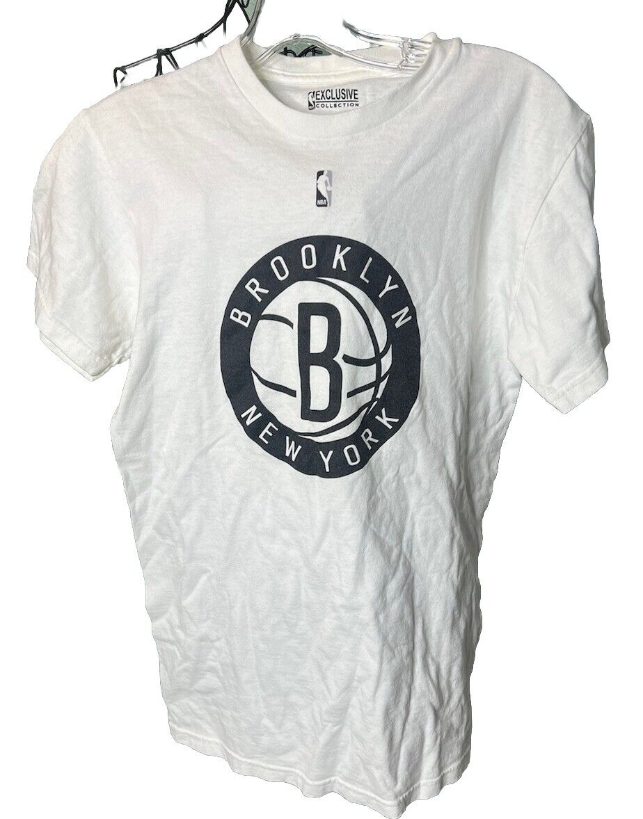 Brooklyn Nets Logo T-Shirt BKLN - Size Small
