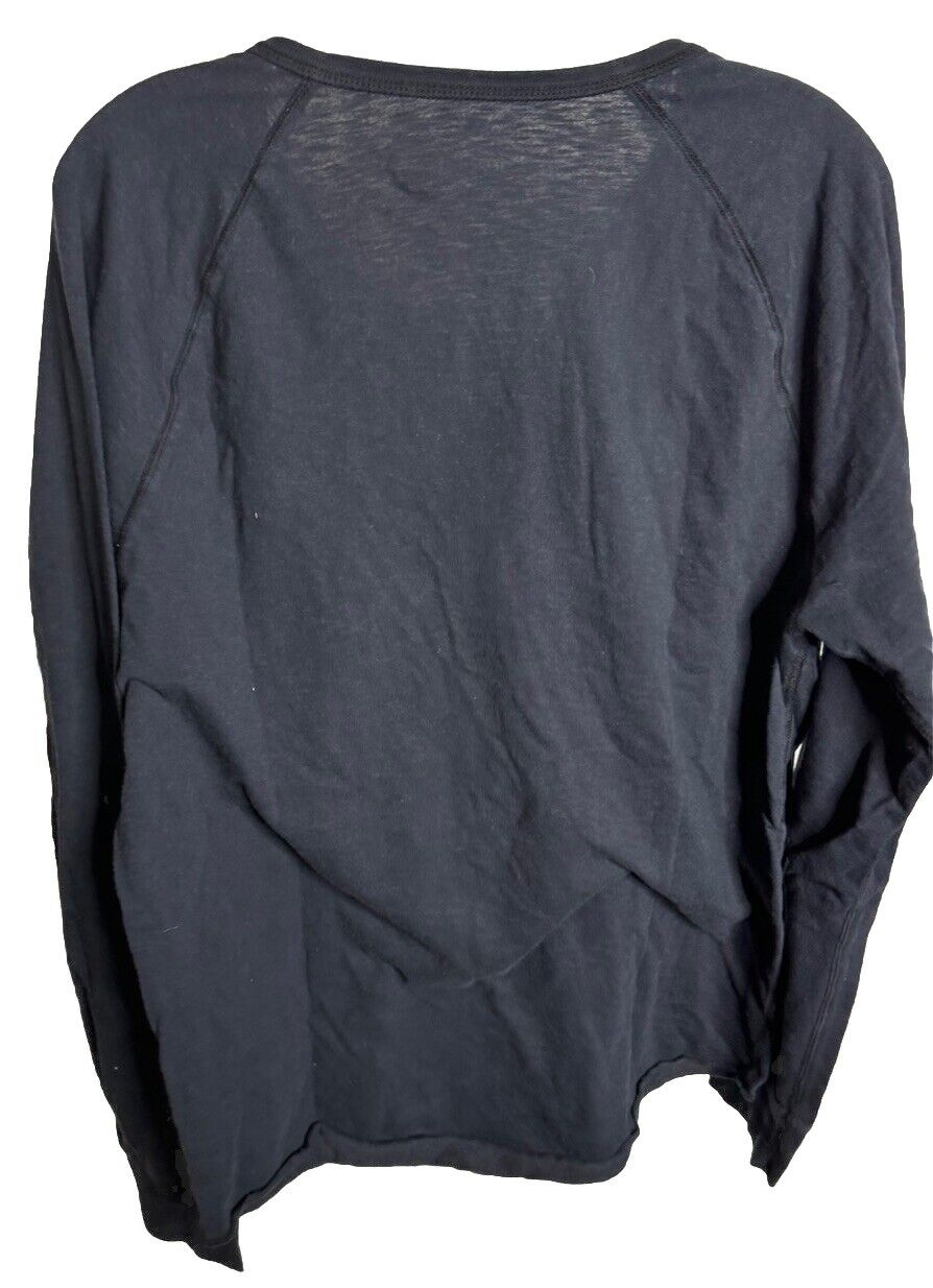 American Eagle tshirt mens Medium navy blue long sleeve