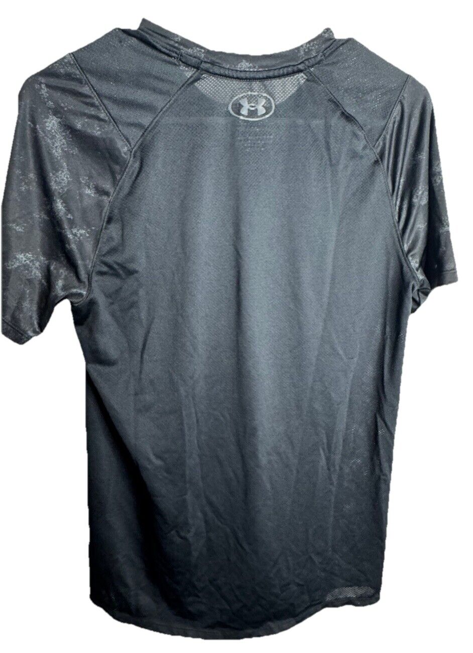 Under Armour men's t-shirt sportwear short sleeve size SM/P/CH