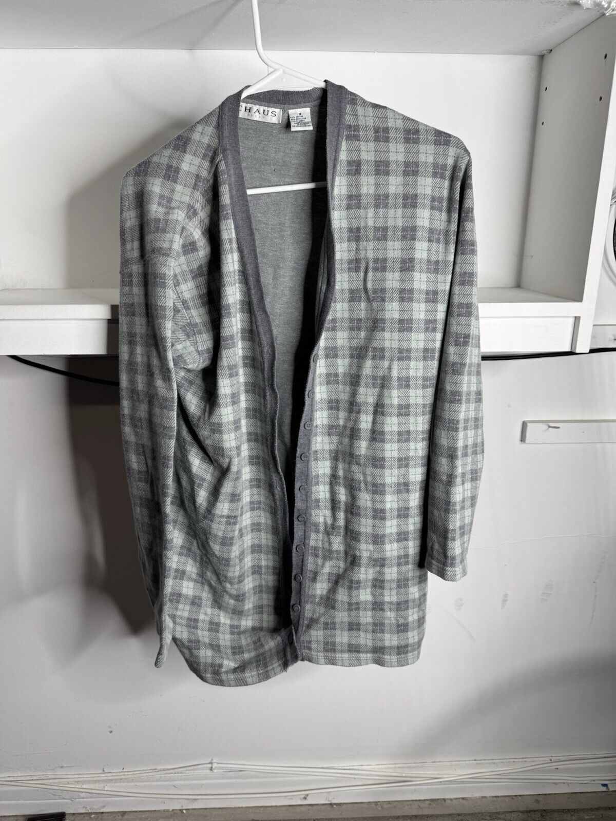 Chaus Cardigan Women’s Medium Sweater Windowpane Gray