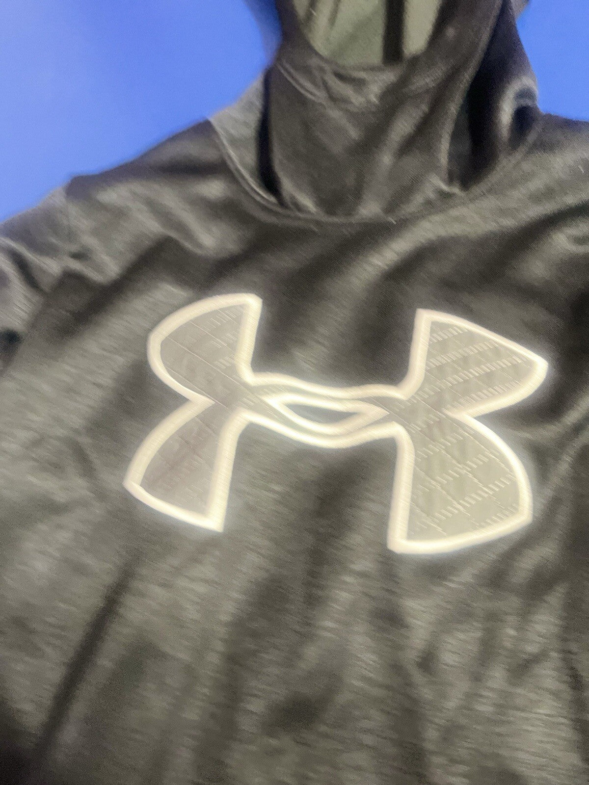 Under Armour Sweatshirt Mens Small Gray Sweater Hoodie Cold Gear Lightweight