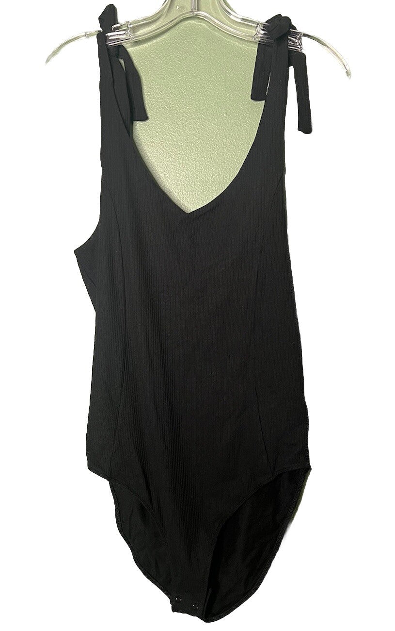 Old Navy Bodysuit Women's XL Nude One Piece Sleeveless Basic NWT