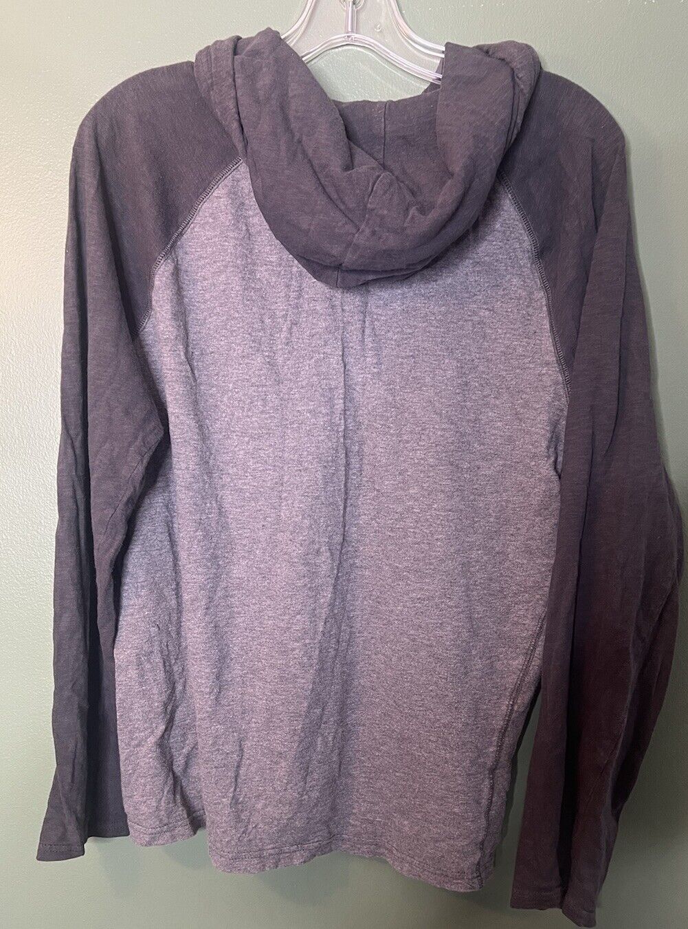Aeropostale Hoodie Size Large Gray Pullover Hooded Light Weight