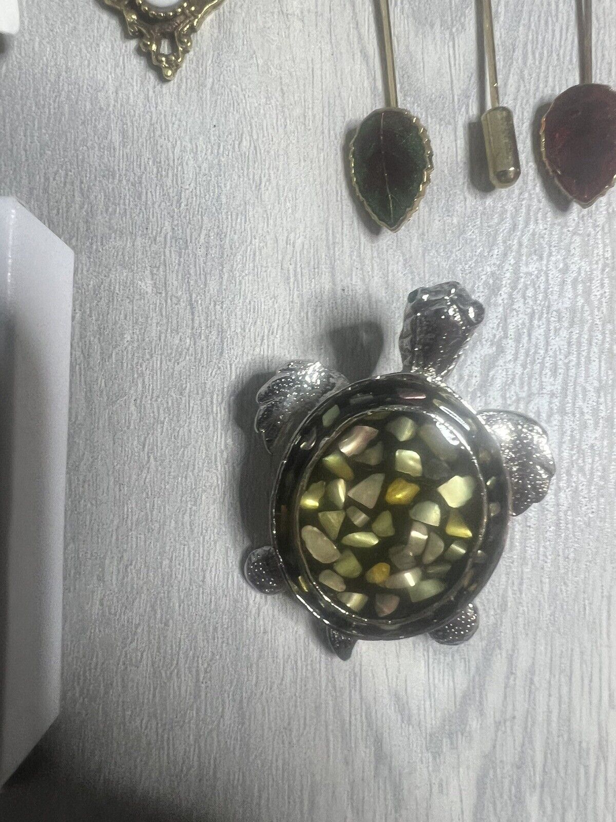 (3)Liz Claiborne Pin Brooch (1)Ali Khan (1)Monet And A Bunch Of Different Ones