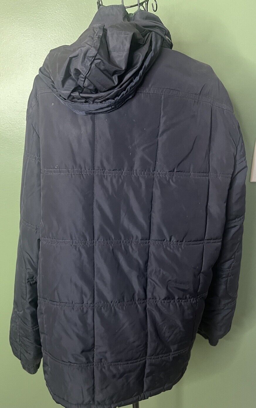 IZOD Hooded Puffer Jacket Sz M