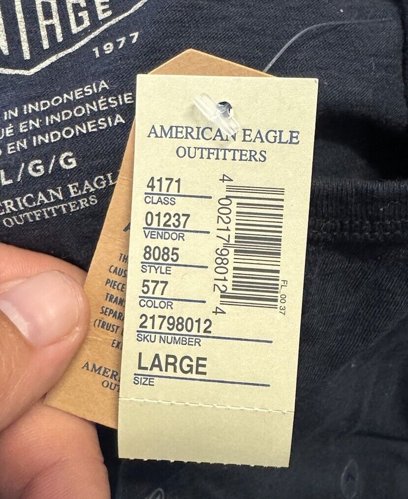 American Eagle Outfitters Classic Long Sleeve Pullover Large