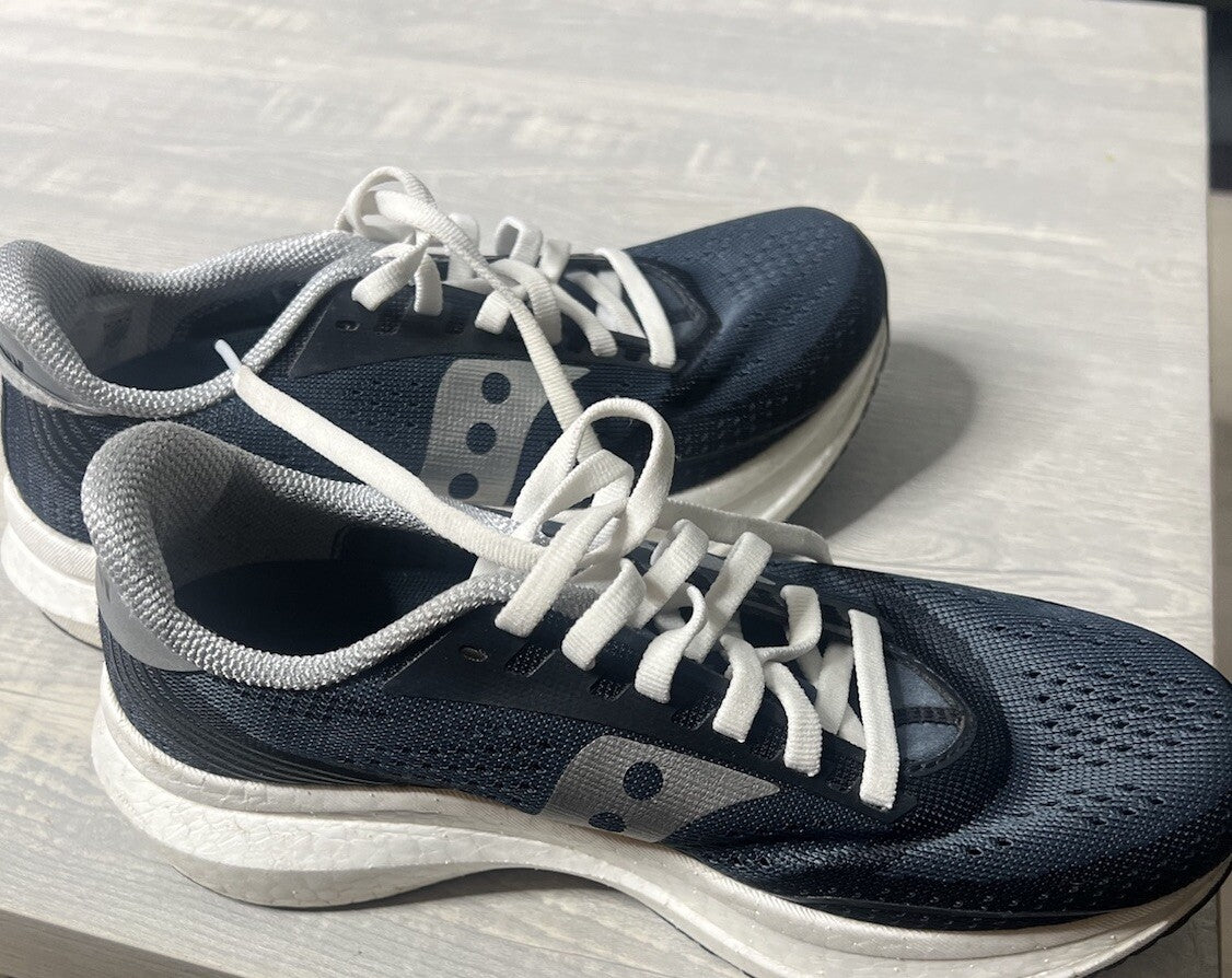Saucony Men Axon Shoes Size 6 1/2