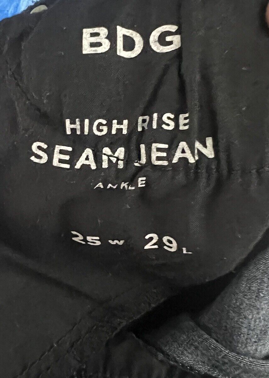 BDG womens high rise Seam jeans size 25 x 29