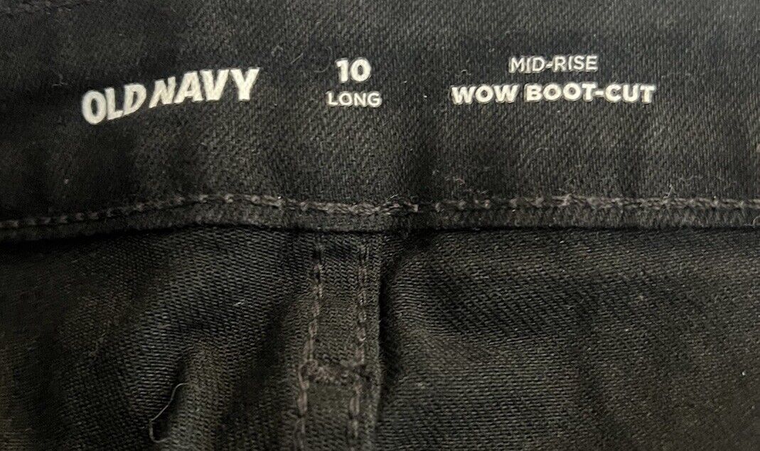 OLD NAVY mid rise Wow Boot cut jeans.Size 10
