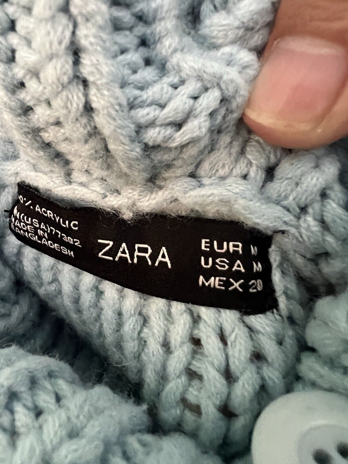 Zara Loose Knit Sweater Size Medium