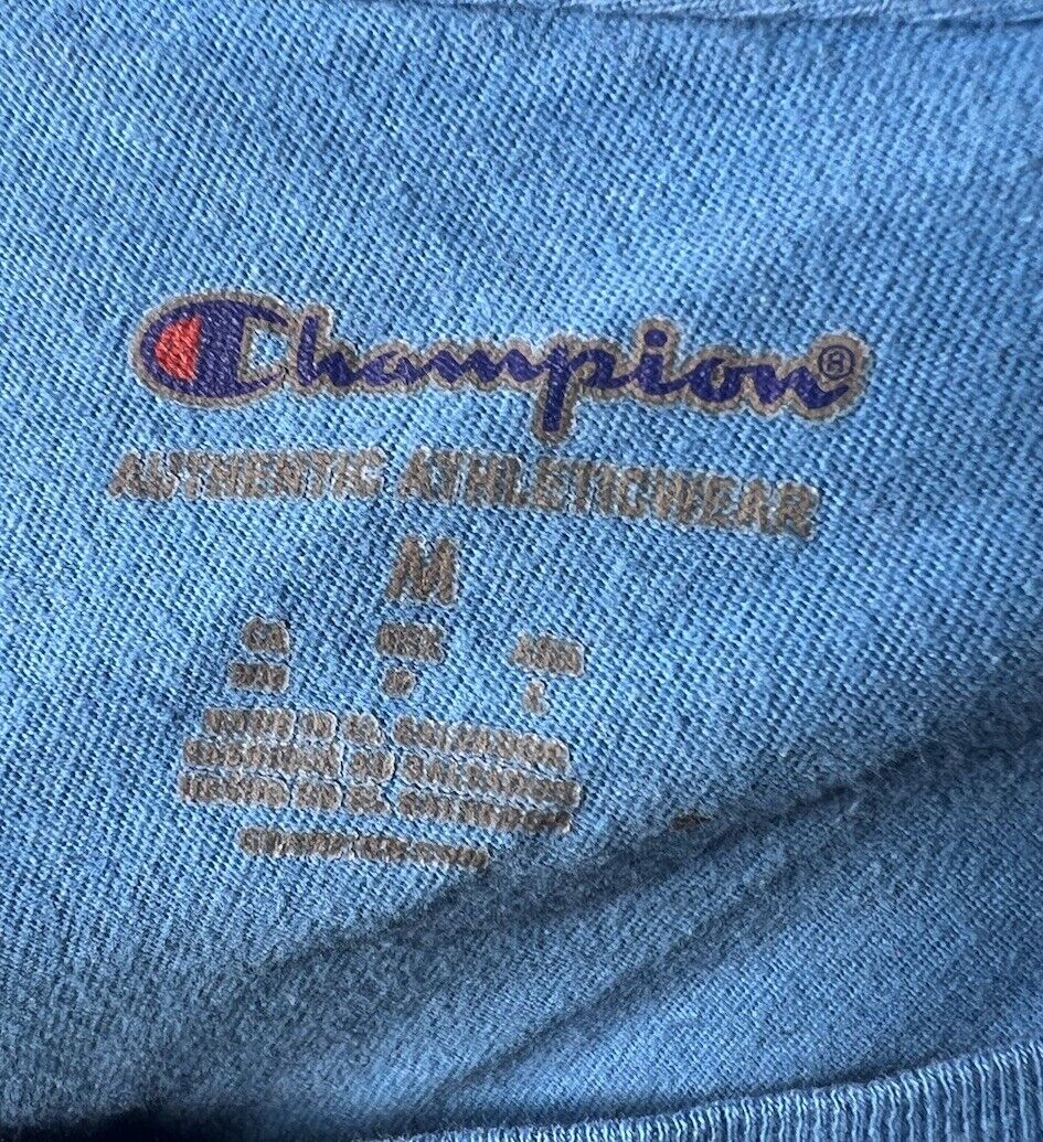 Champion Shirt Men’s Medium Light Blue Short Sleeve T Shirt