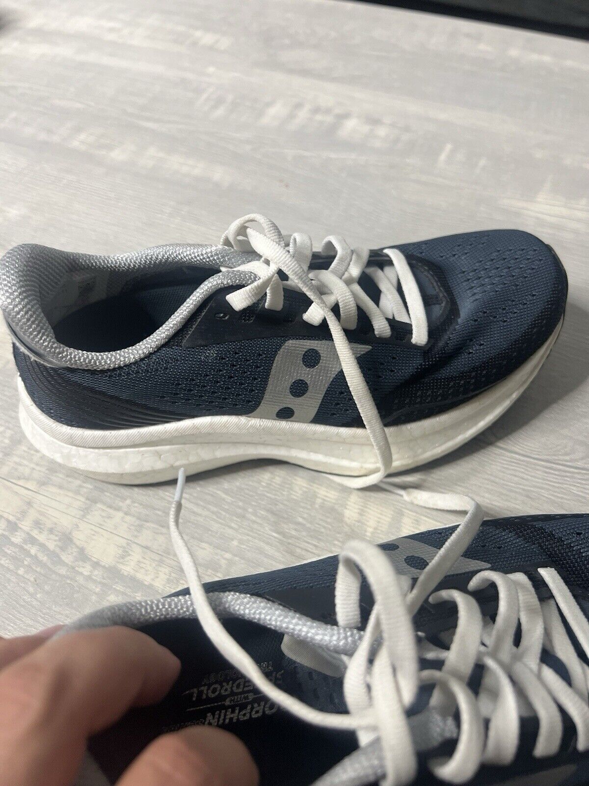 Saucony Men Axon Shoes Size 6 1/2